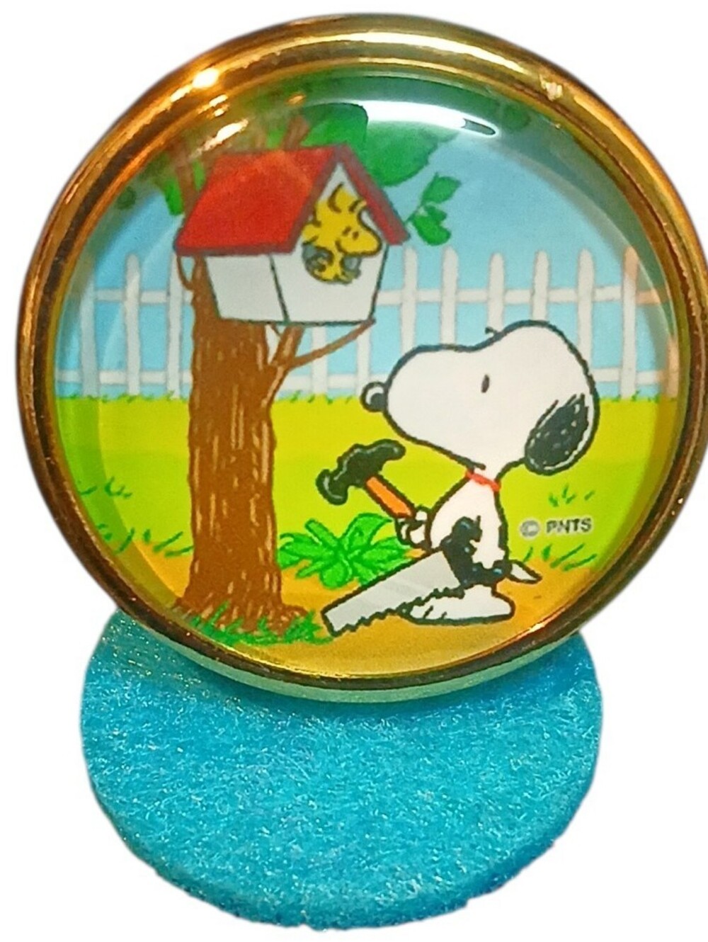 Peanuts - "CAR" Air Freshener,Snoopy helping Woodstock Under Glass, 3 Scent Pads